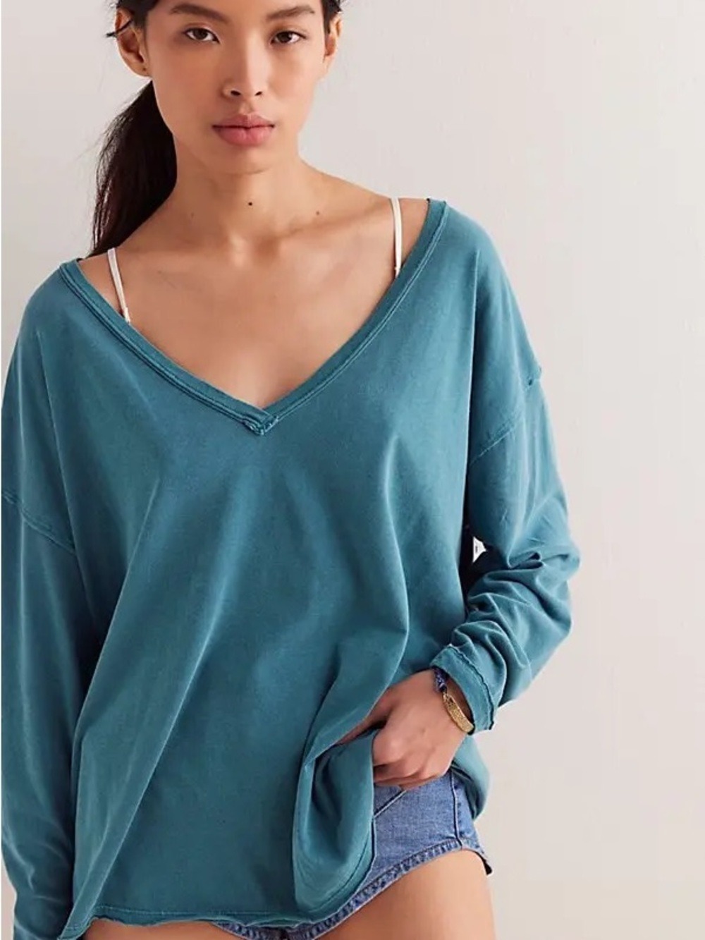 NWOT FREE PEOPLE We The Free Nina V-Neck Long-Sleeve Tee SIZE MEDIUM